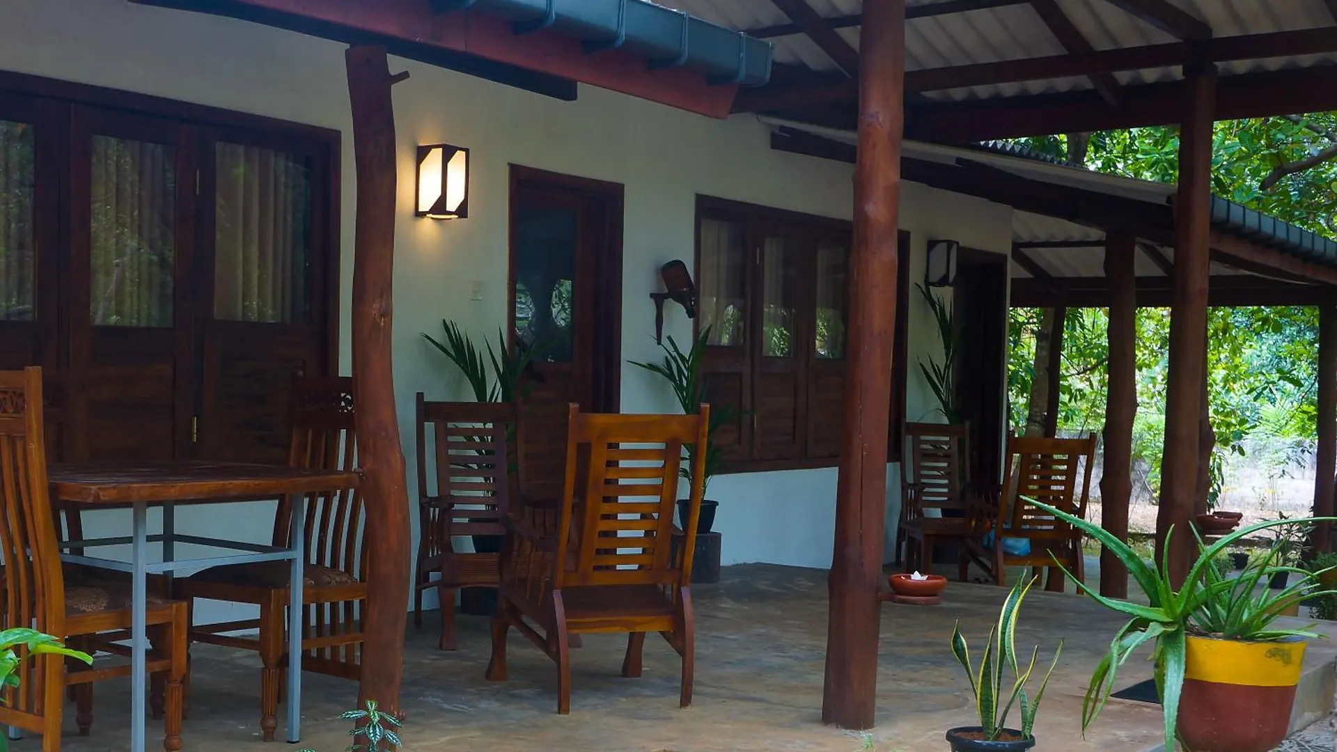 Flash Rock Villa Sigiriya 0*,