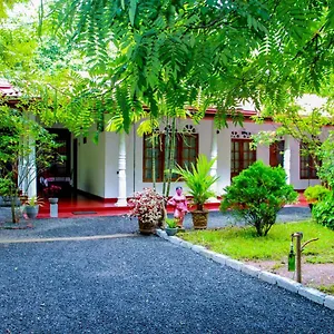 Thathsara Homestay