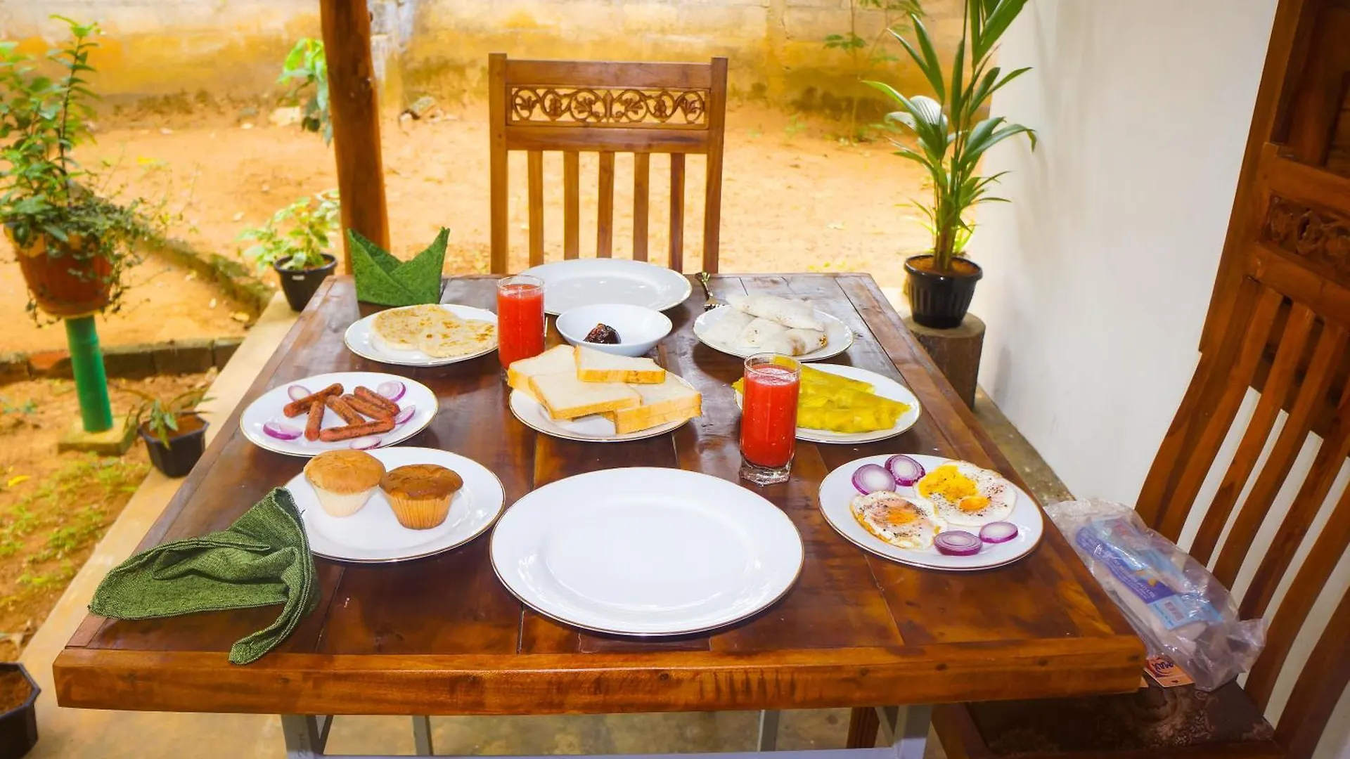 Flash Rock Villa Sigiriya Homestay